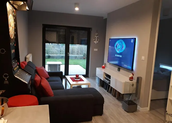 Lucky 7 Gardenia Seaside アパート